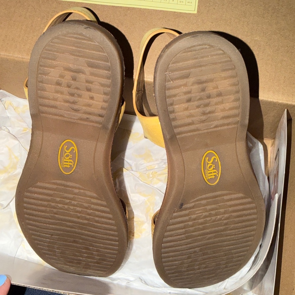 Sofft Yellow Leather Strappy Sandals - Picture 7 of 12